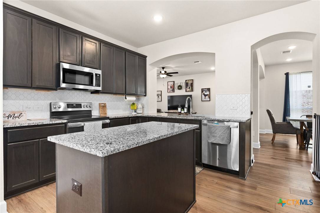Belton, TX 76513,5712 Red Fish CT