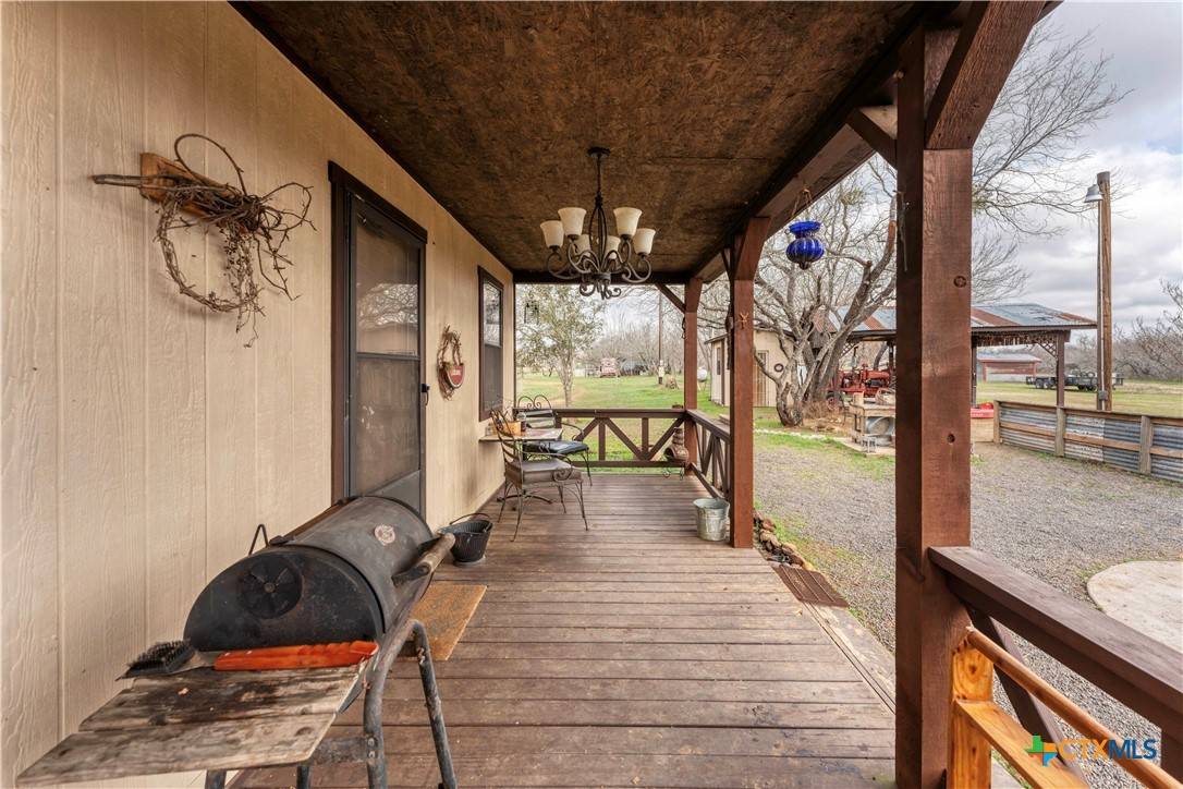 Stockdale, TX 78160,0 Fm-3335