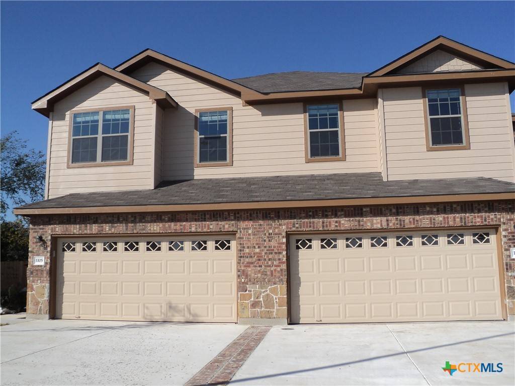 New Braunfels, TX 78130,1105 Brown Rock DR
