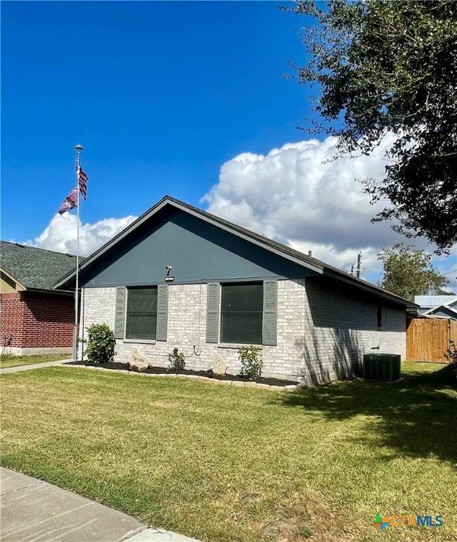 Victoria, TX 77901,110 Idylwood PL