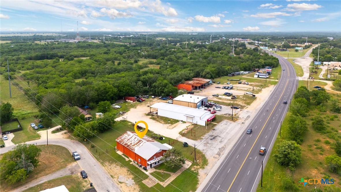 Luling, TX 78648,805 N Magnolia AVE