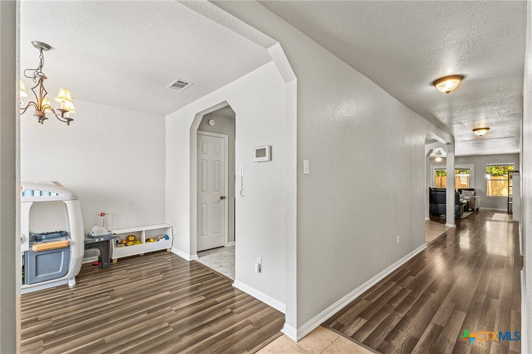 Killeen, TX 76542,5302 Oster DR