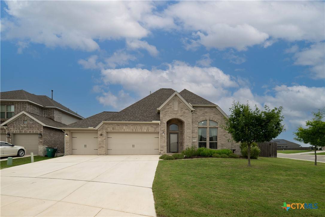 Seguin, TX 78155,1900 Edgecreek