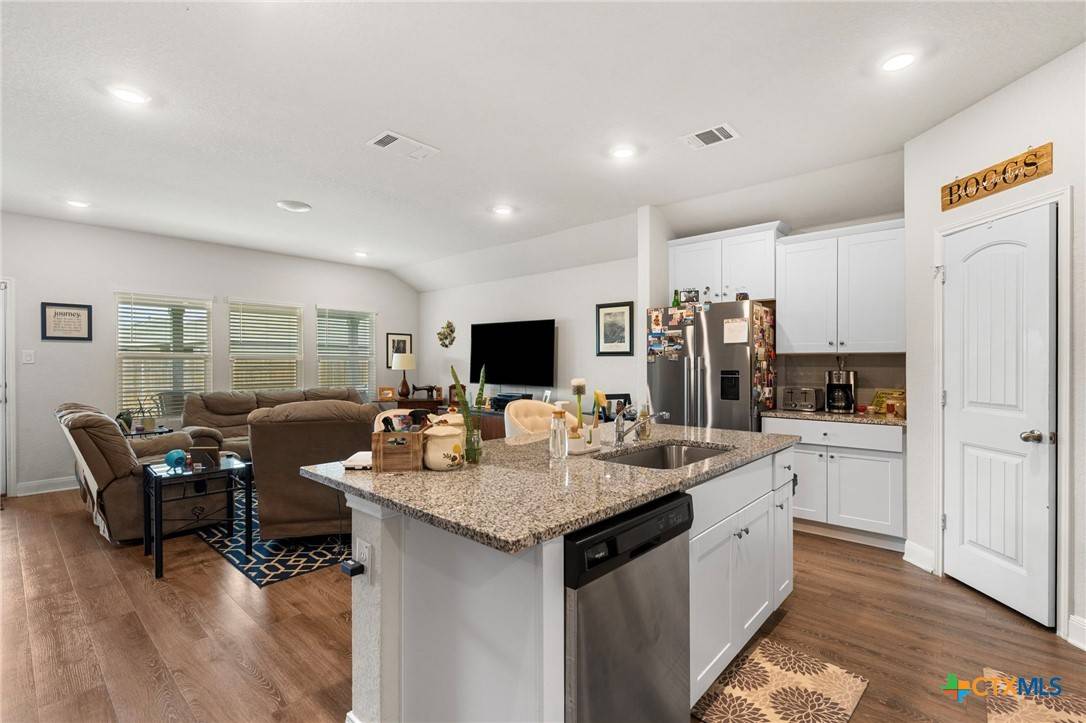 Seguin, TX 78155,1444 Acorn Wood