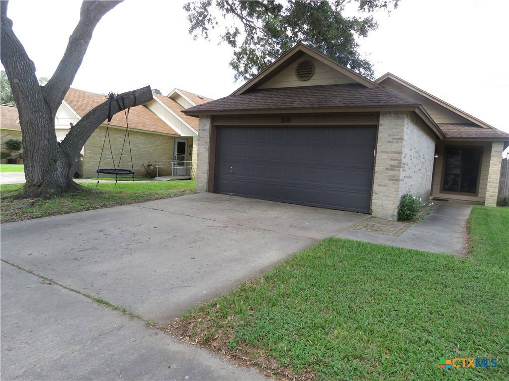 Victoria, TX 77901,310 Rattan DR