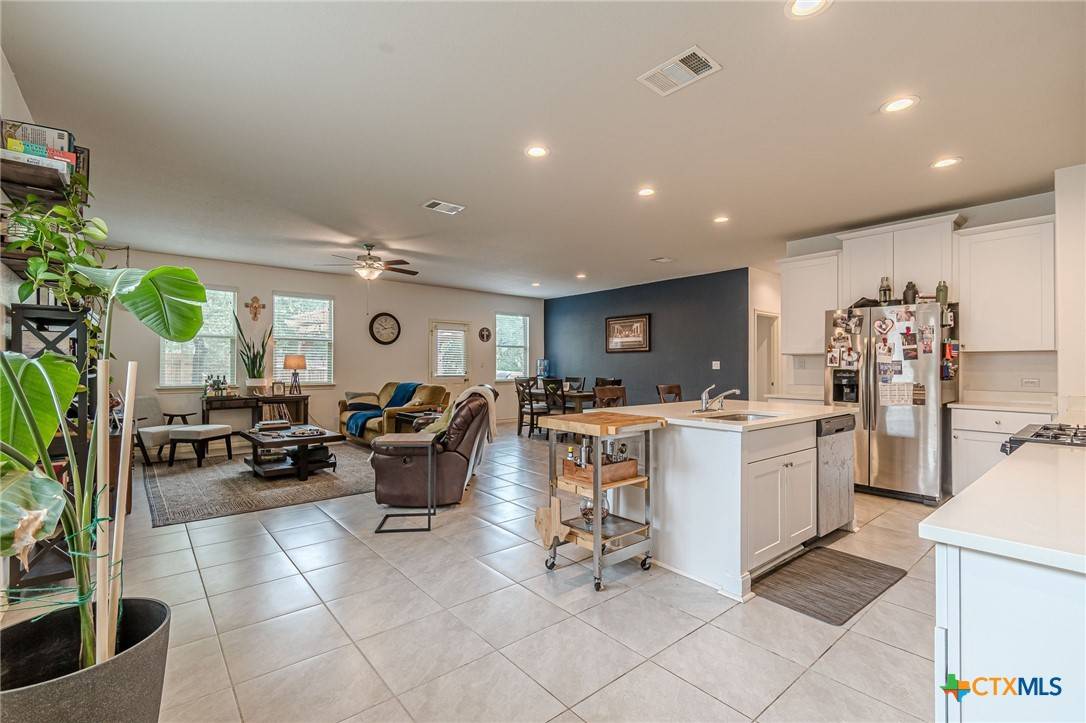 San Marcos, TX 78666,124 Mary Max CIR