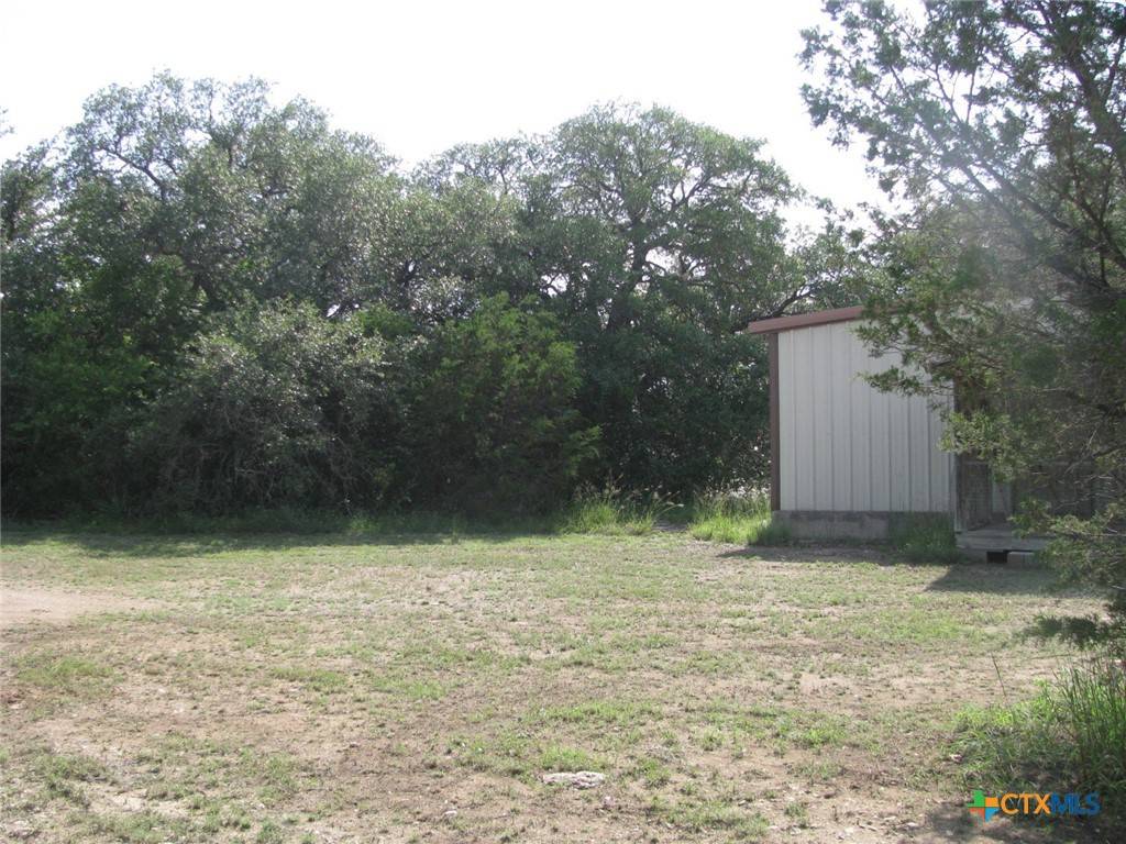 Evant, TX 76525,308 Bee House RD