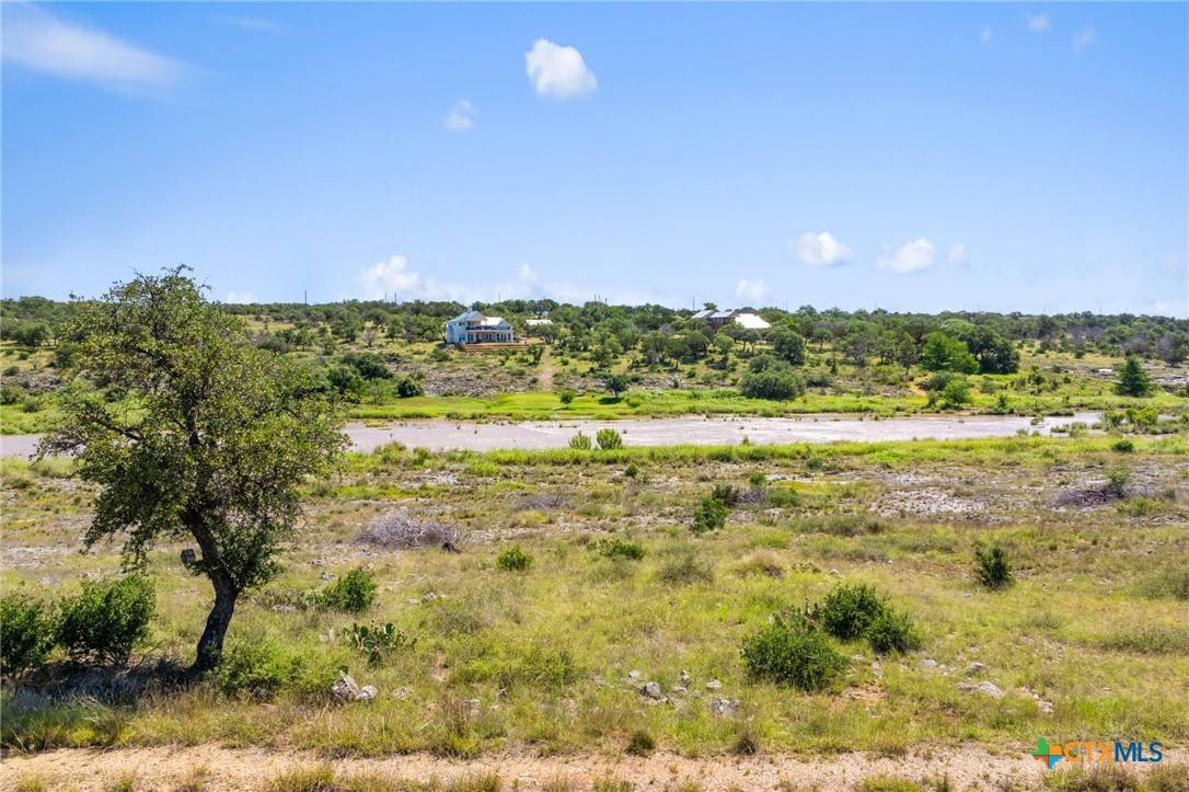 Johnson City, TX 78636,620 Rio Vista RD
