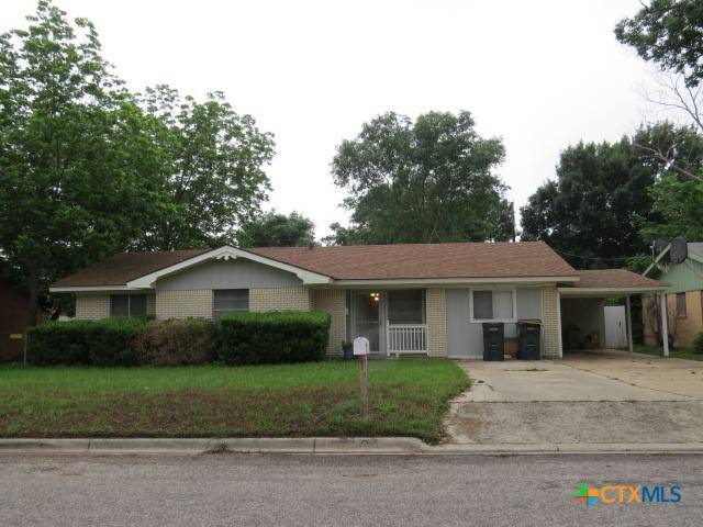 Luling, TX 78648,106 Huff ST