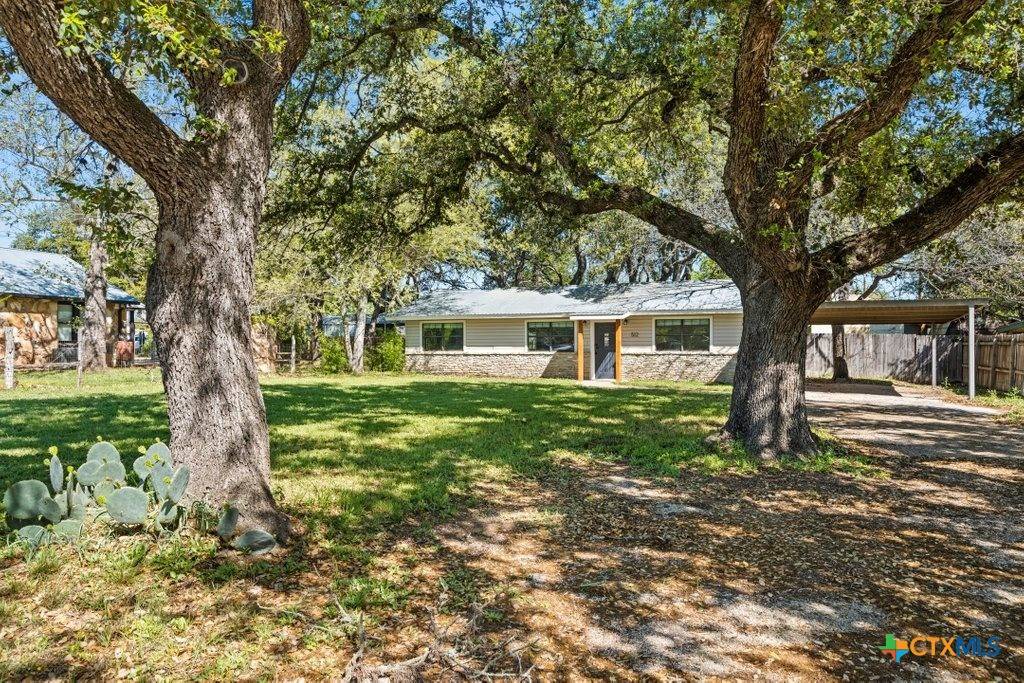 Johnson City, TX 78636,512 W Pecan DR