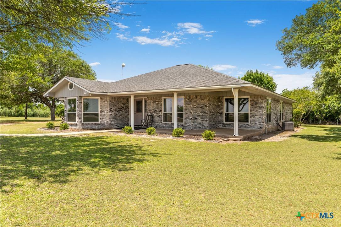 Moulton, TX 77975,2460 N State Highway 95