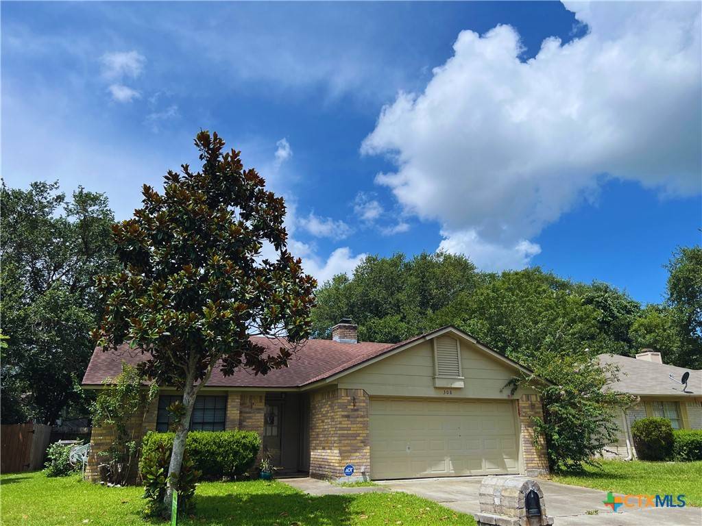 Victoria, TX 77901,308 Fernwood CIR