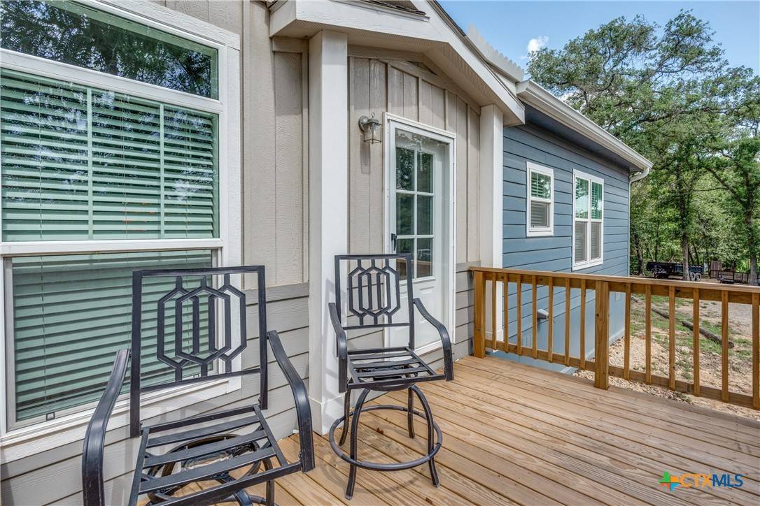 Seguin, TX 78155,1440 Nockenut RD