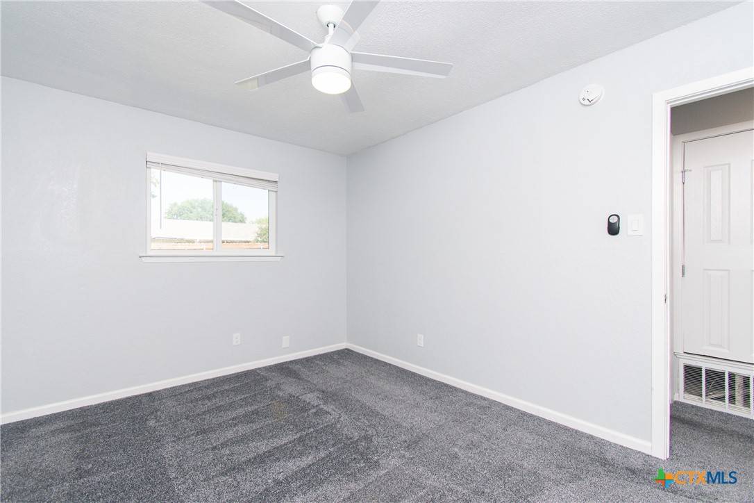 Killeen, TX 76543,1517 Iris AVE