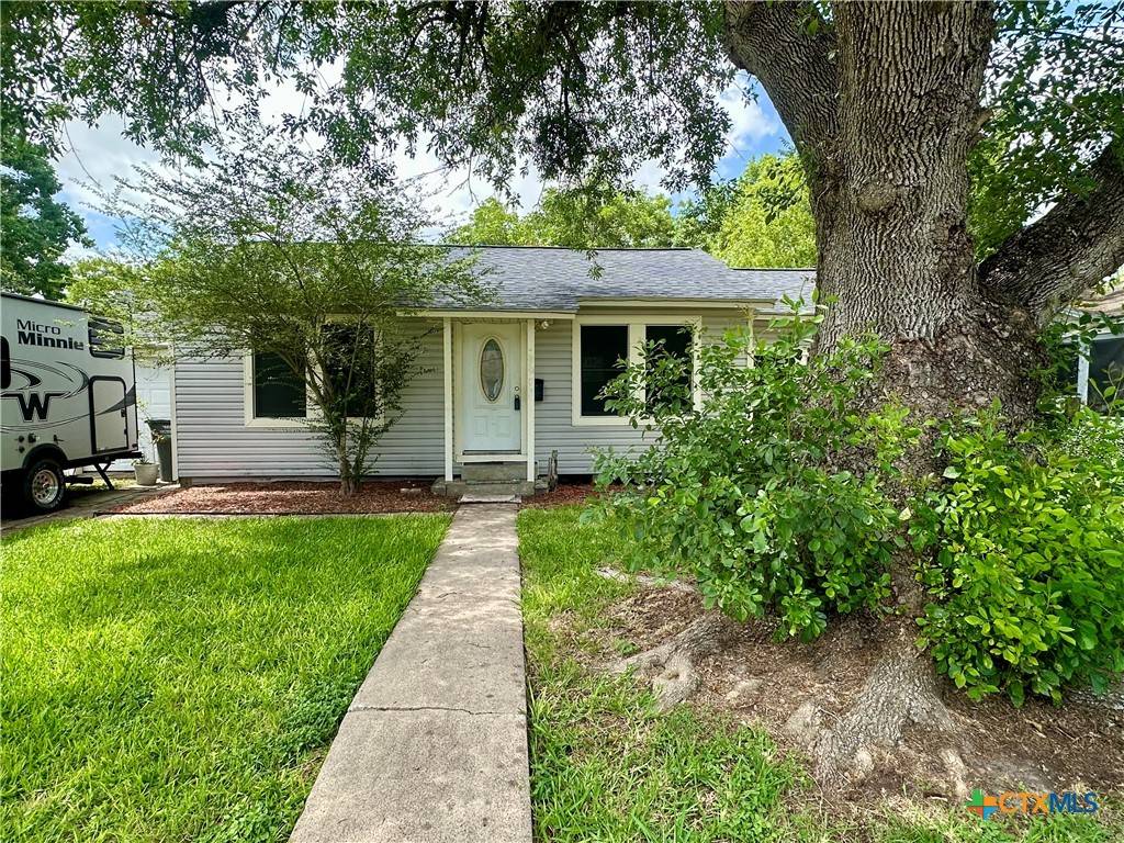 Victoria, TX 77901,1405 E Virginia AVE