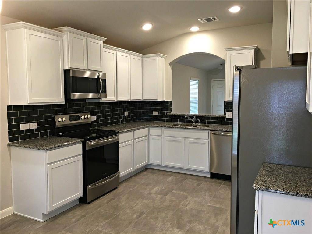 New Braunfels, TX 78130,914 Pumpkin RDG