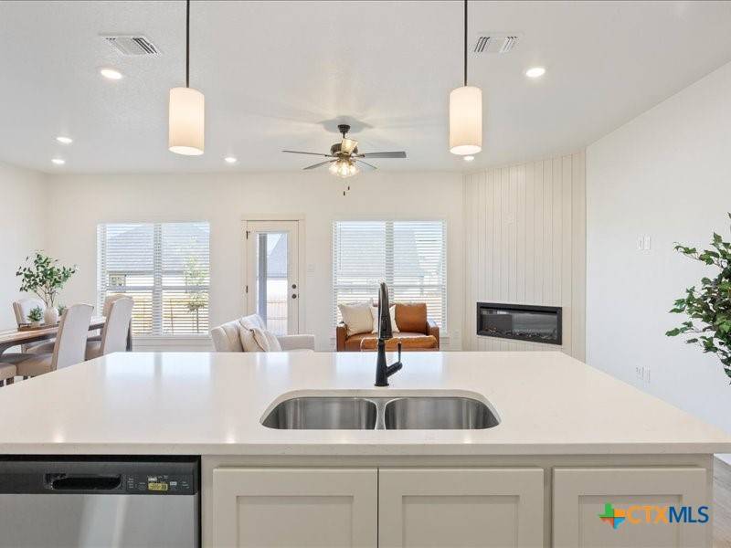 Nolanville, TX 76559,1978 Rosson ST