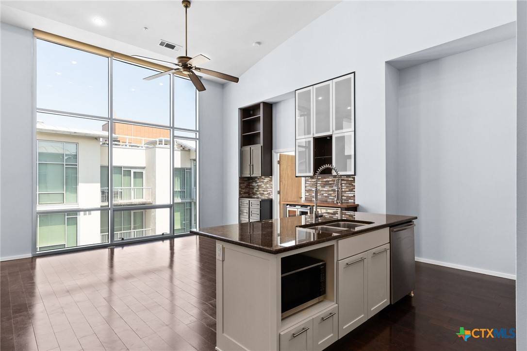 Austin, TX 78704,1600 Barton Springs RD #4602