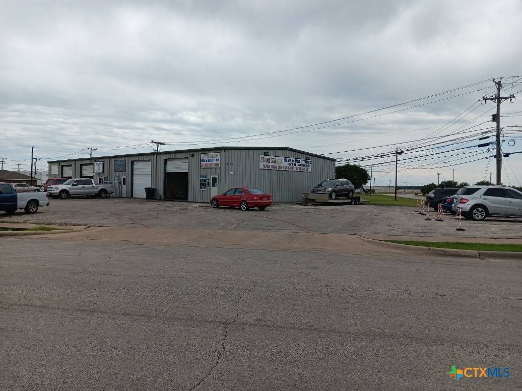 Killeen, TX 76543,908 N Twin Creek DR