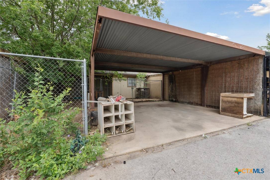 San Antonio, TX 78239,6839 Neston DR