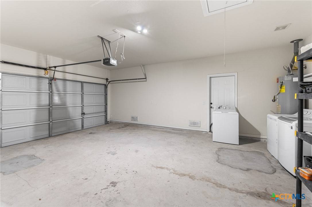 Elmendorf, TX 78112,7619 Bit CIR