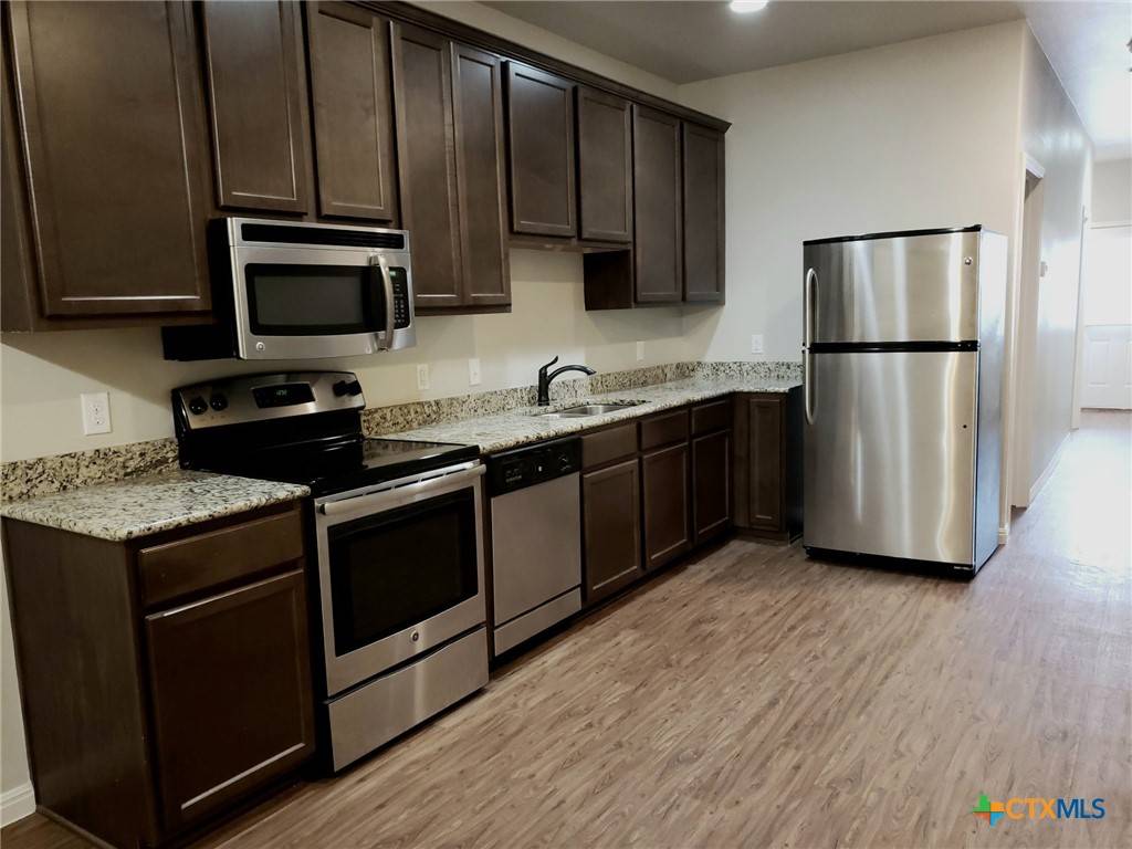 San Marcos, TX 78666,165 S Guadalupe ST #214