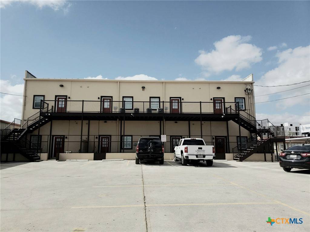 San Marcos, TX 78666,165 S Guadalupe ST #214