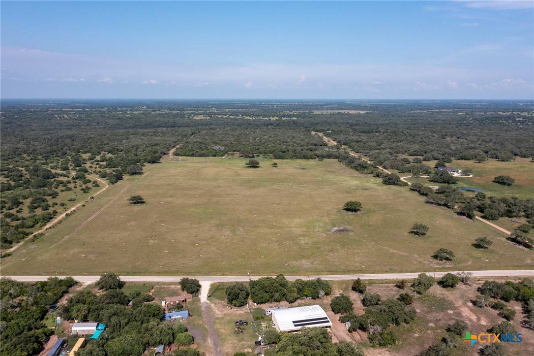 Yorktown, TX 78164,2615 Ykt Slickfield RD