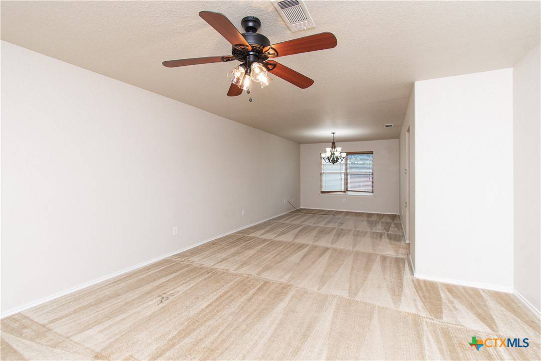 Killeen, TX 76542,5401 Jitterbug CT
