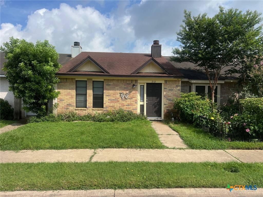 Victoria, TX 77904,213 Chantilly ST