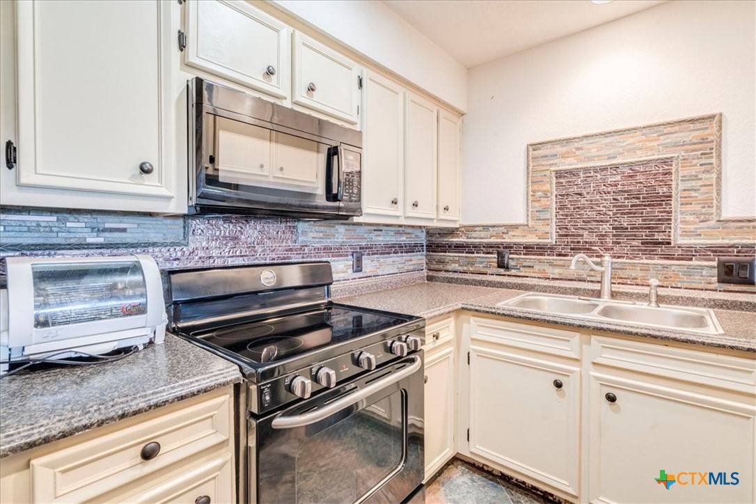 Horseshoe Bay, TX 78657,501 Highlands BLVD #13