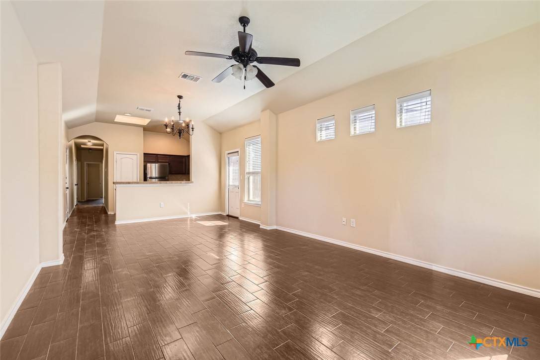 Kyle, TX 78640,101 Creekside Villa DR