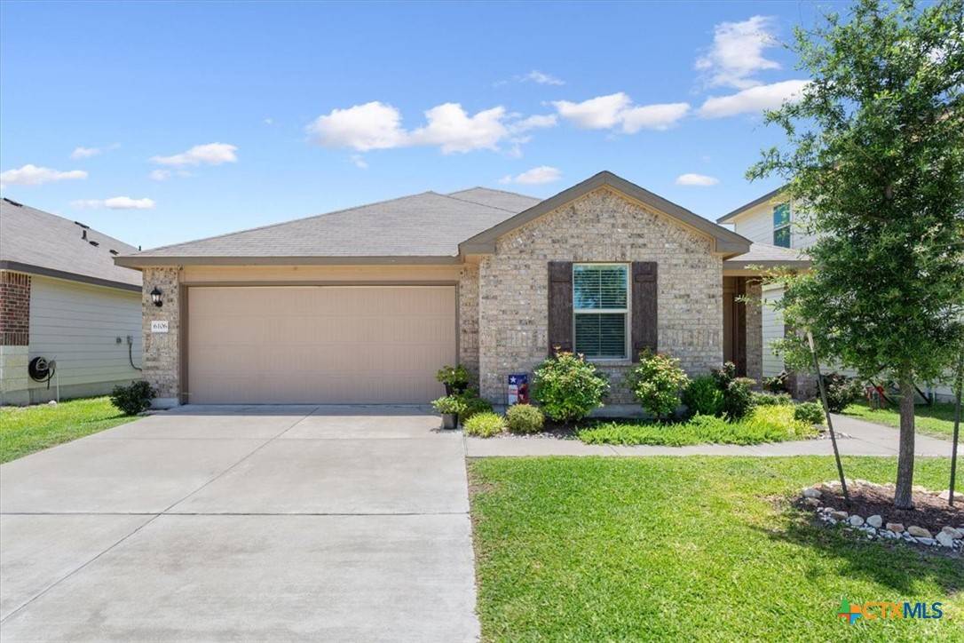 Killeen, TX 76543,6106 Sally Ride LN