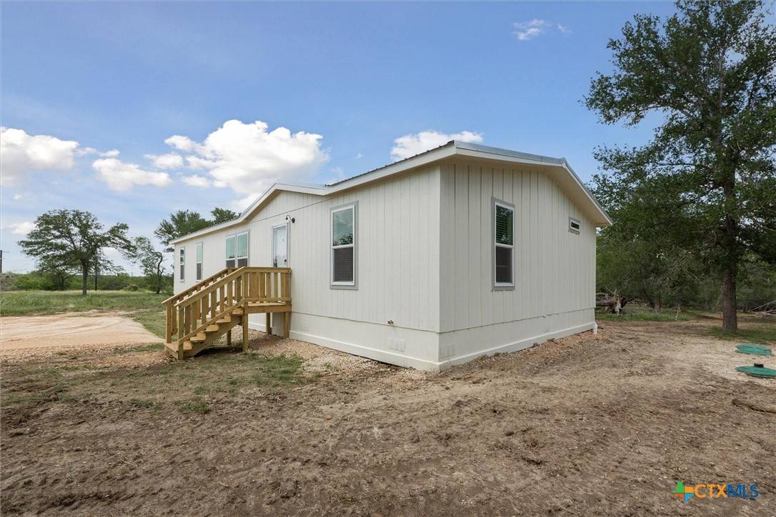 Luling, TX 78648,965 Roosevelt Rd