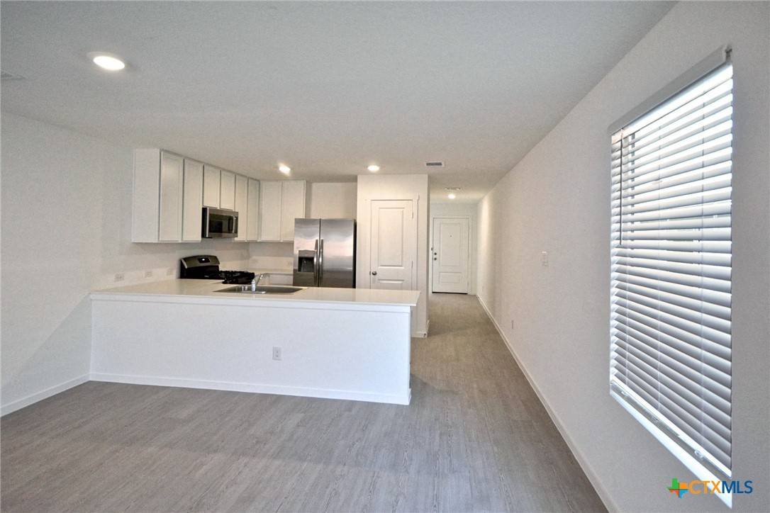 New Braunfels, TX 78132,3716 Axis HL