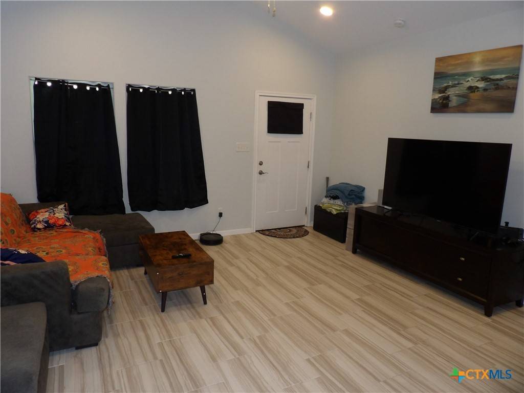 Rockport, TX 78382,930 Redwood