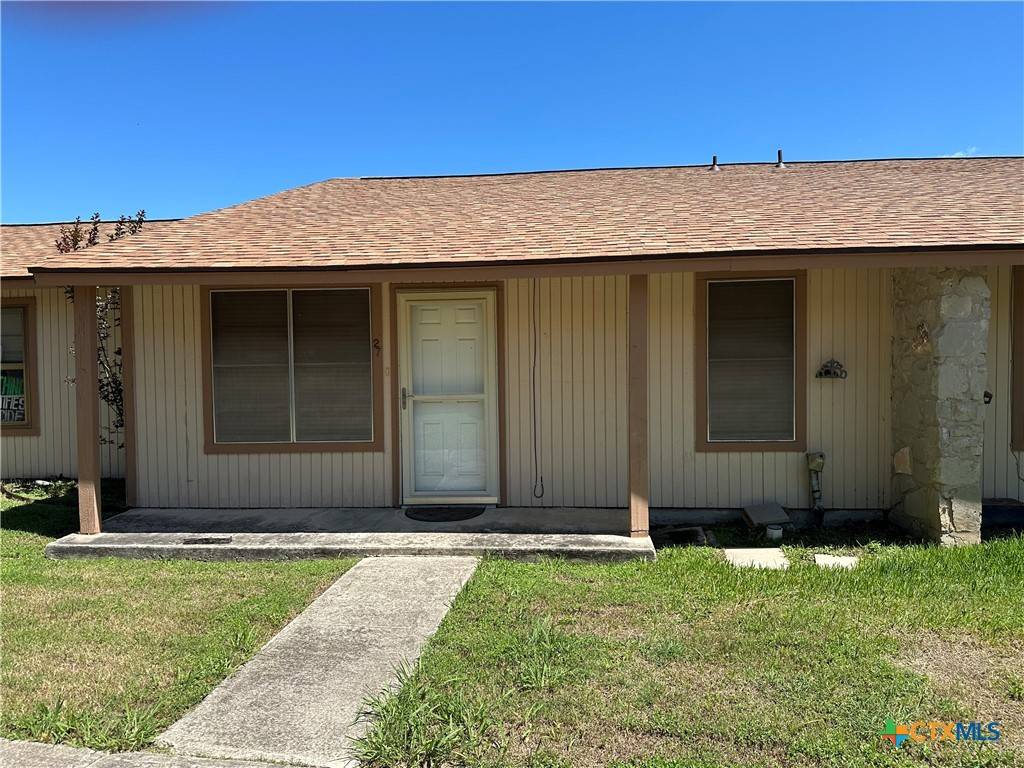 Seguin, TX 78155,1051 Country Club DR #27