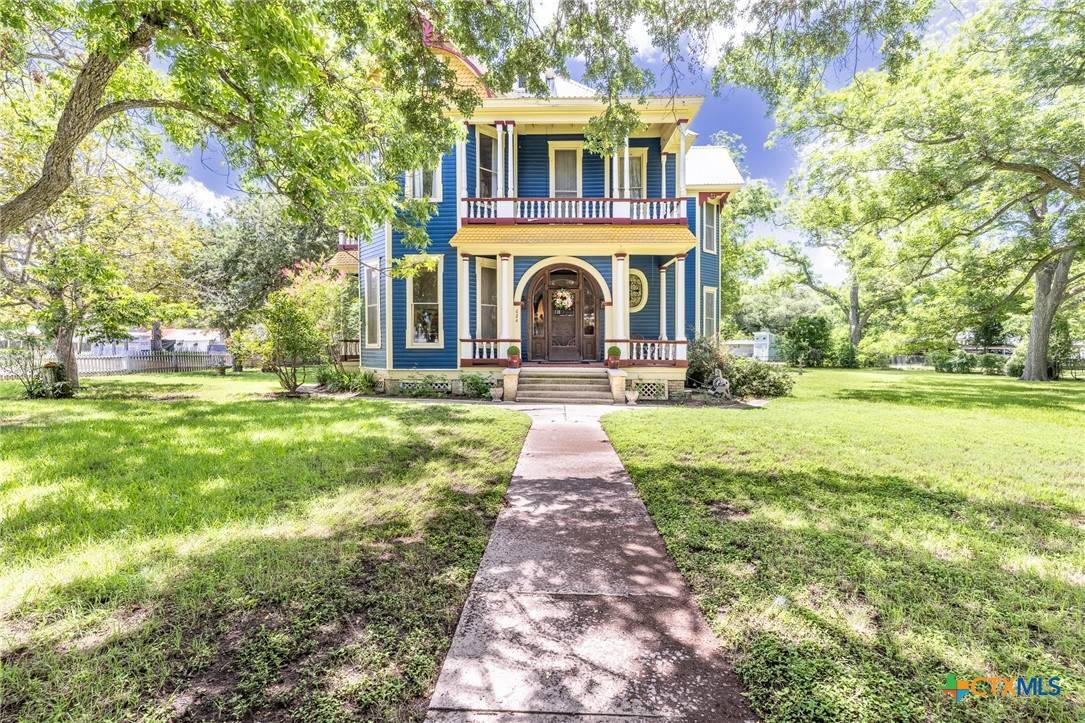 Gonzales, TX 78629,624 Saint Louis ST