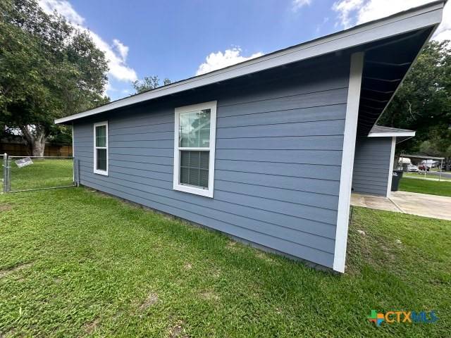Edna, TX 77957,203 Sandra ST