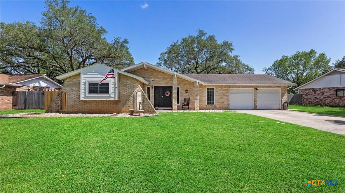 Seguin, TX 78155,1703 Redwood ST