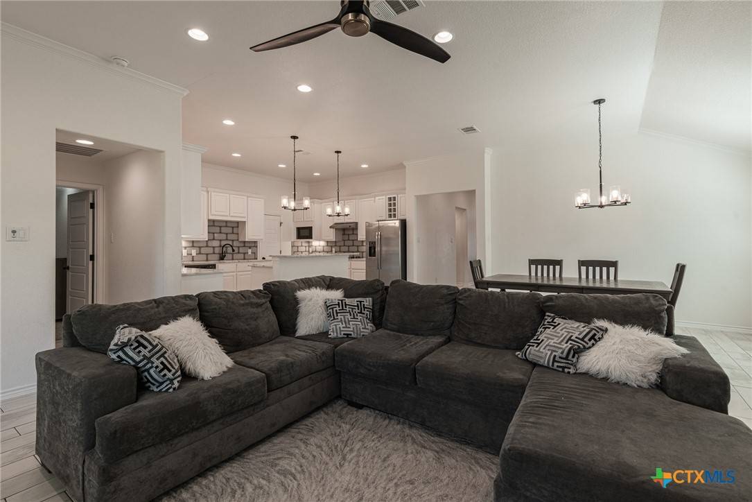 Killeen, TX 76549,6106 Cactus Flower LN