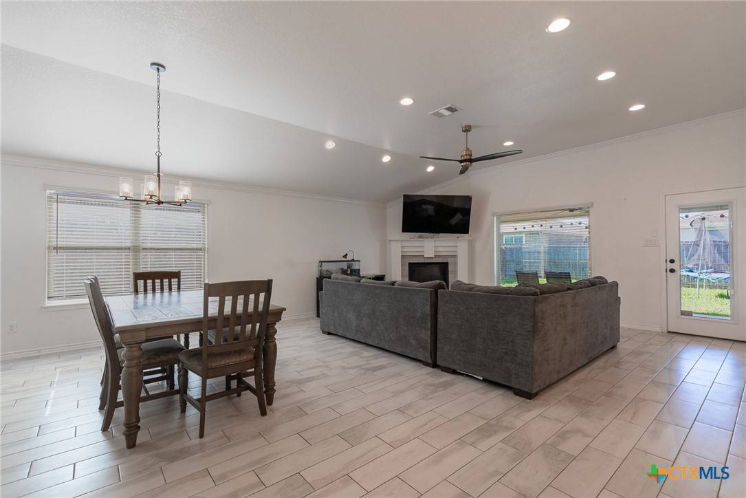 Killeen, TX 76549,6106 Cactus Flower LN