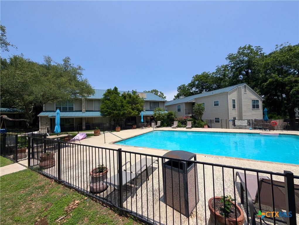 Other, TX 78123,551 Terminal Loop RD #D5