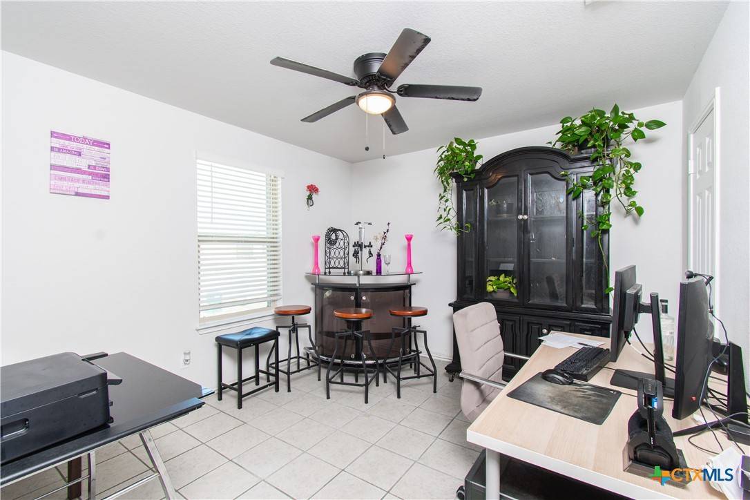 Jarrell, TX 76537,584 Taggart TRL
