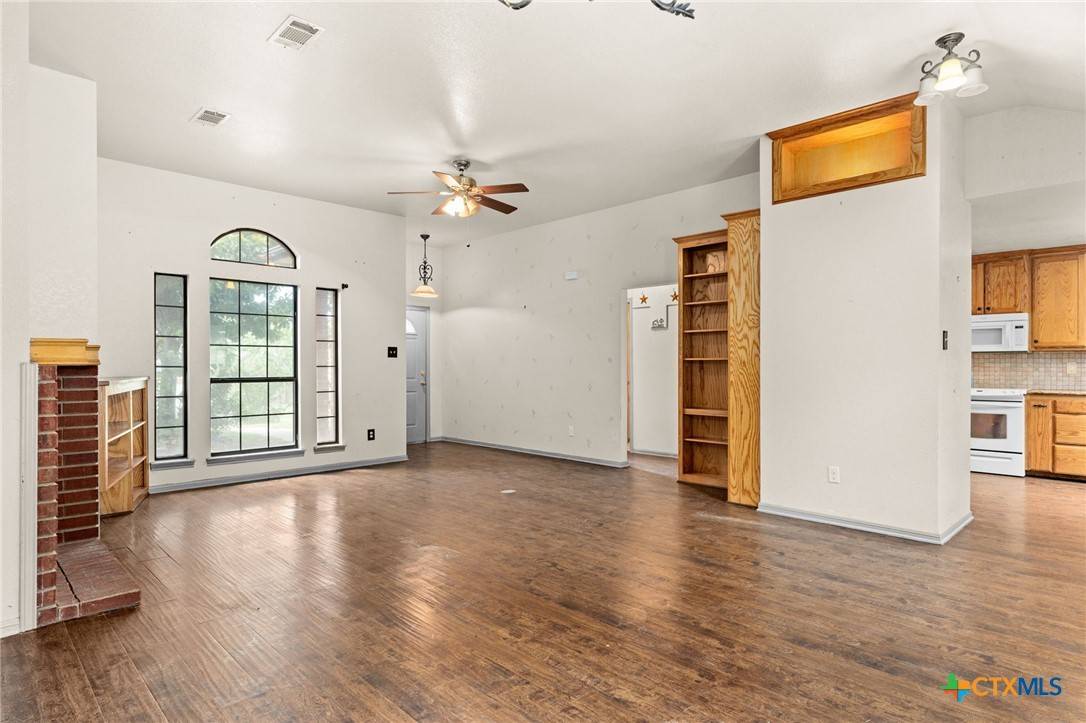 Copperas Cove, TX 76522,309 W Blancas DR