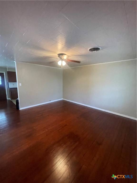 Cuero, TX 77954,210 Maurine ST
