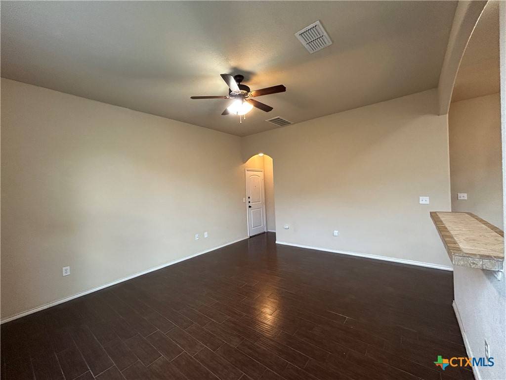 New Braunfels, TX 78130,665 Creekside CIR