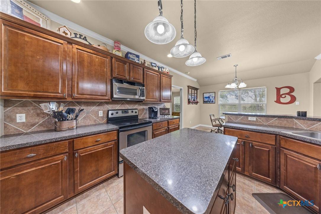 Temple, TX 76502,8717 Surrey CT