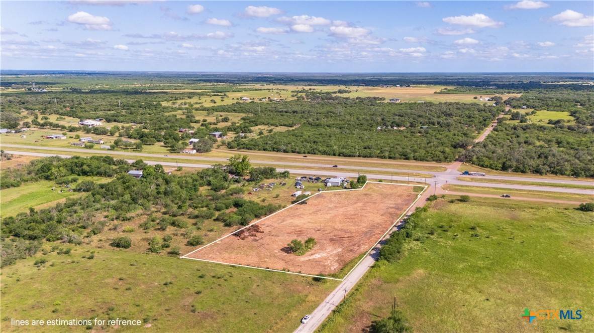 Goliad, TX 77963,2424 US Hwy 59