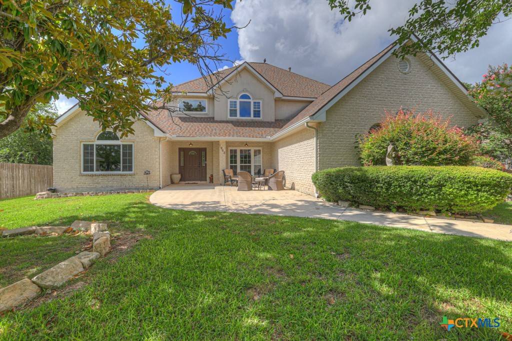 New Braunfels, TX 78130,1968 Round Table